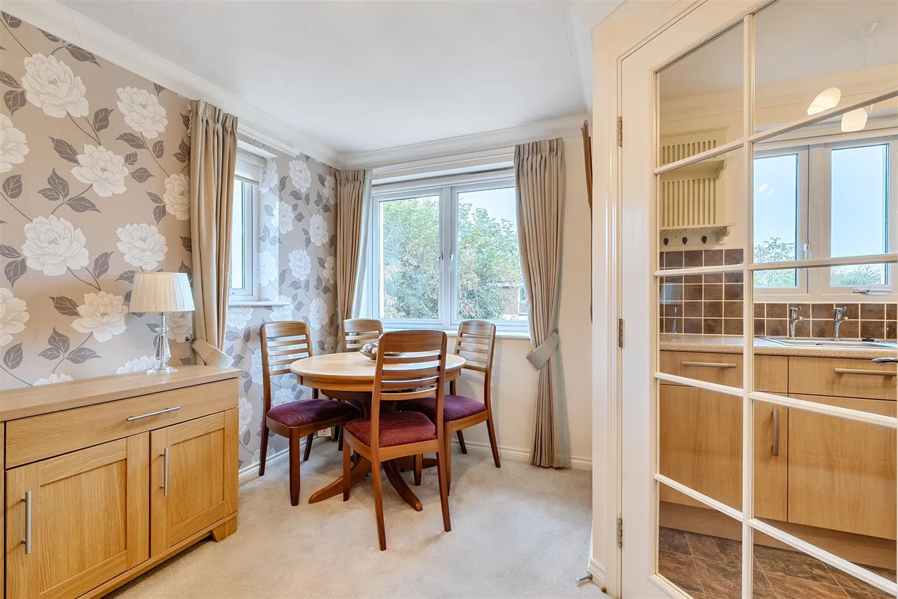 Brambledown Road, Wallington, SM6, photo 3