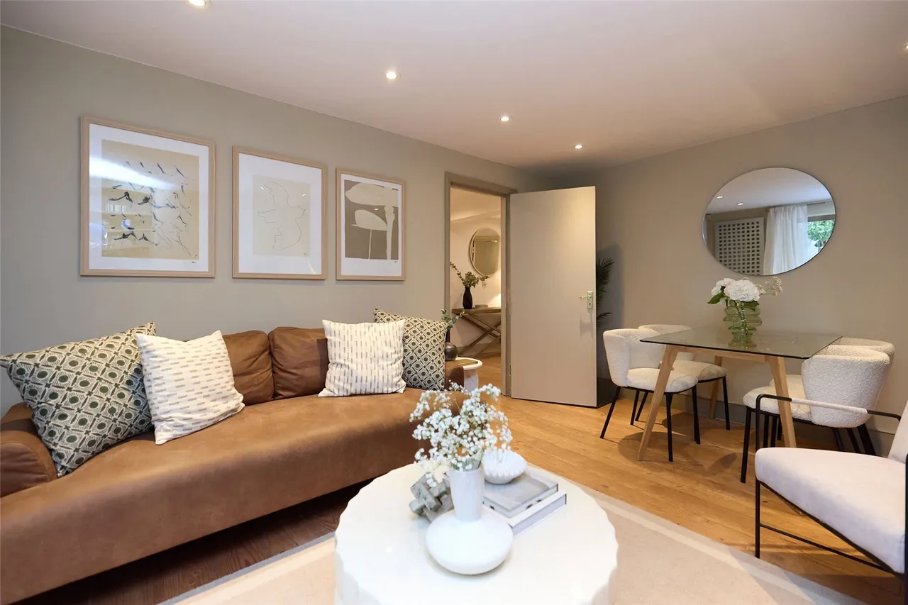 Hatherley Grove, London, W2, photo 8