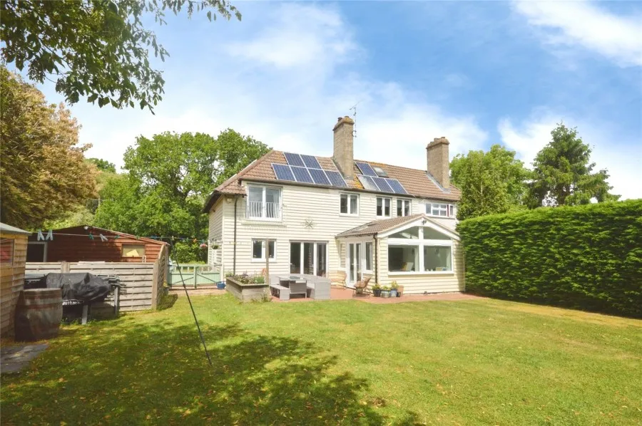 with 3 bedrooms in Buntingford, SG9, photo 13