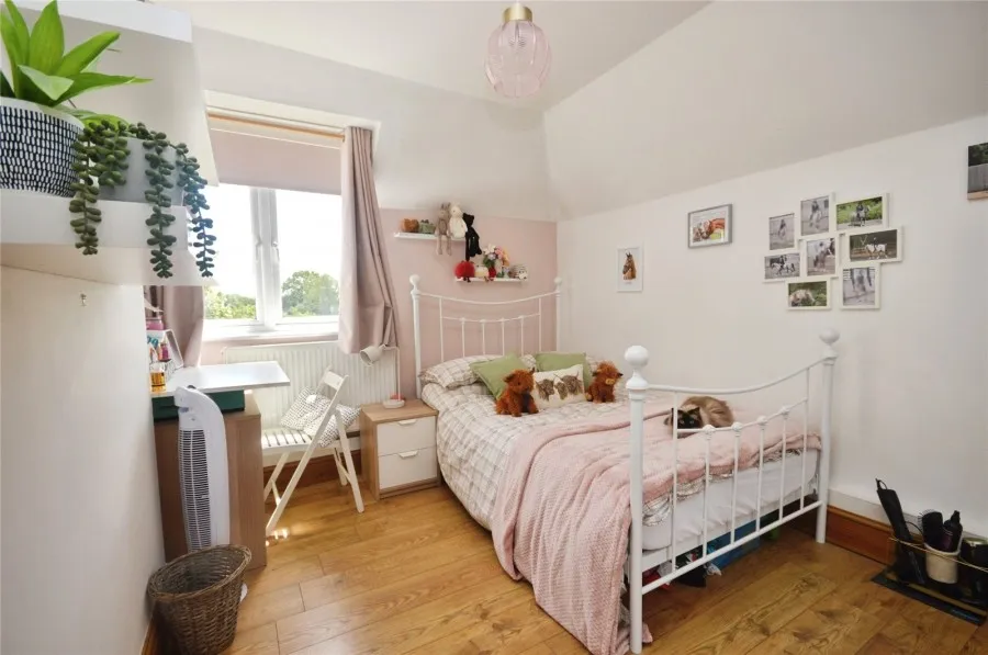 with 3 bedrooms in Buntingford, SG9, photo 7