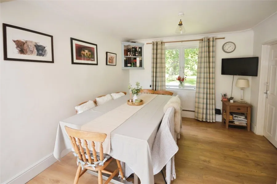 with 3 bedrooms in Buntingford, SG9, photo 3
