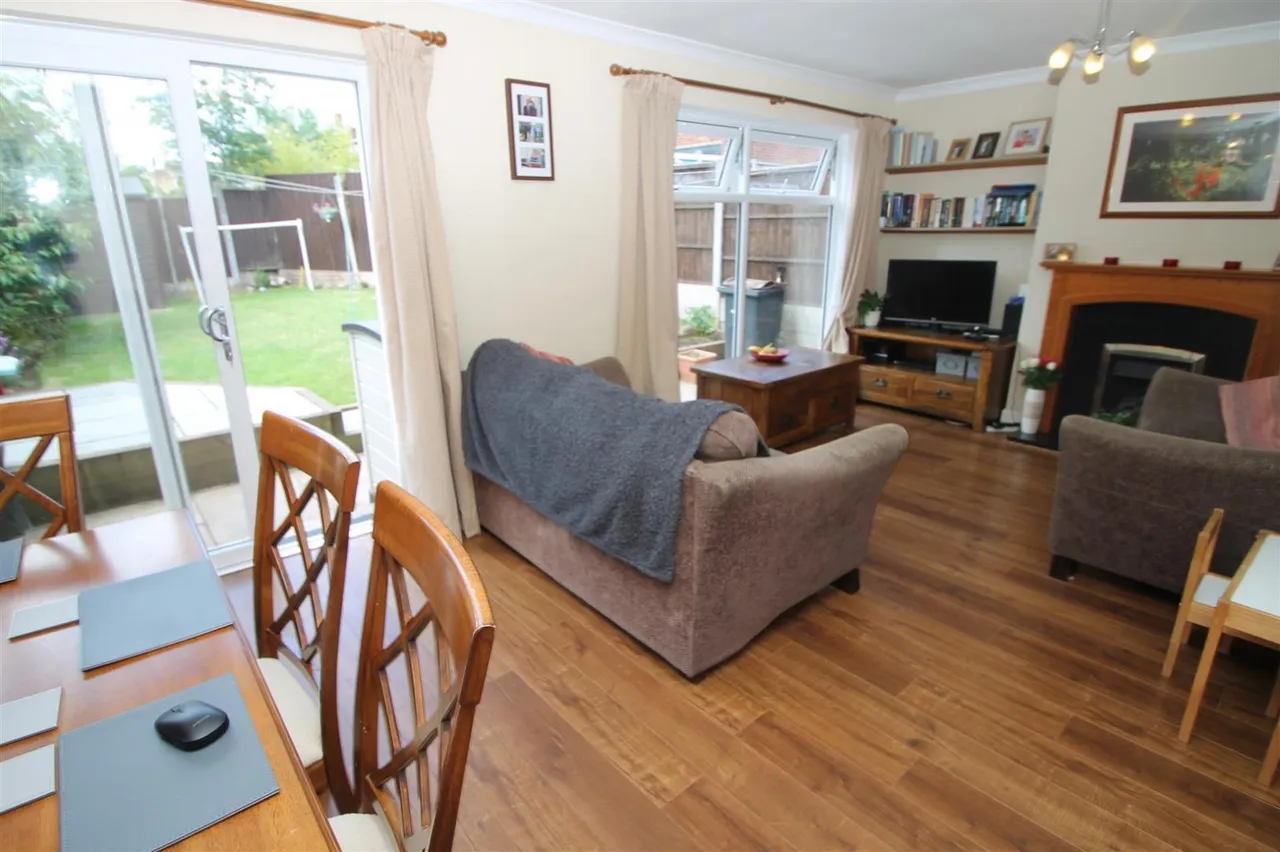 Chichester Drive, Quinton, Birmingham, photo 14