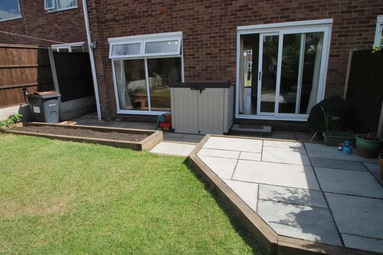 Chichester Drive, Quinton, Birmingham, photo 18