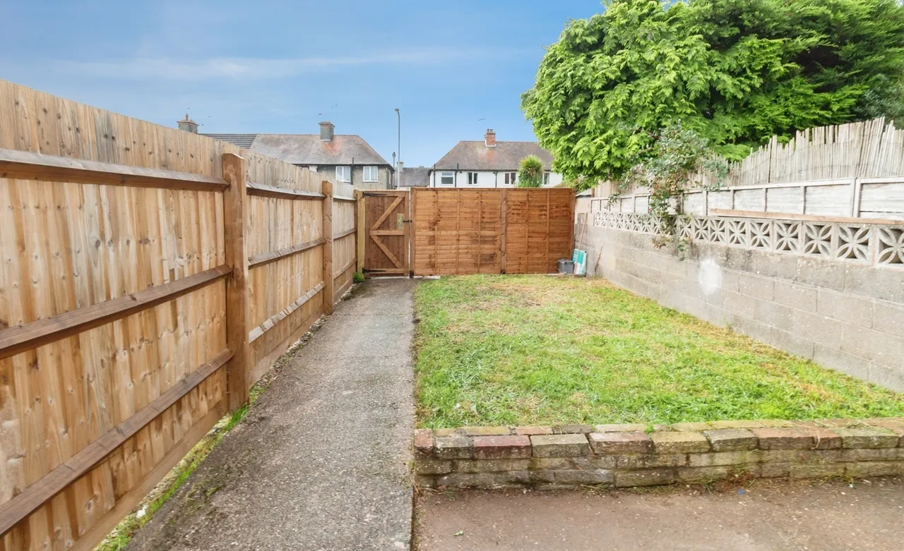 Tixall Road, Stafford, ST16, photo 15