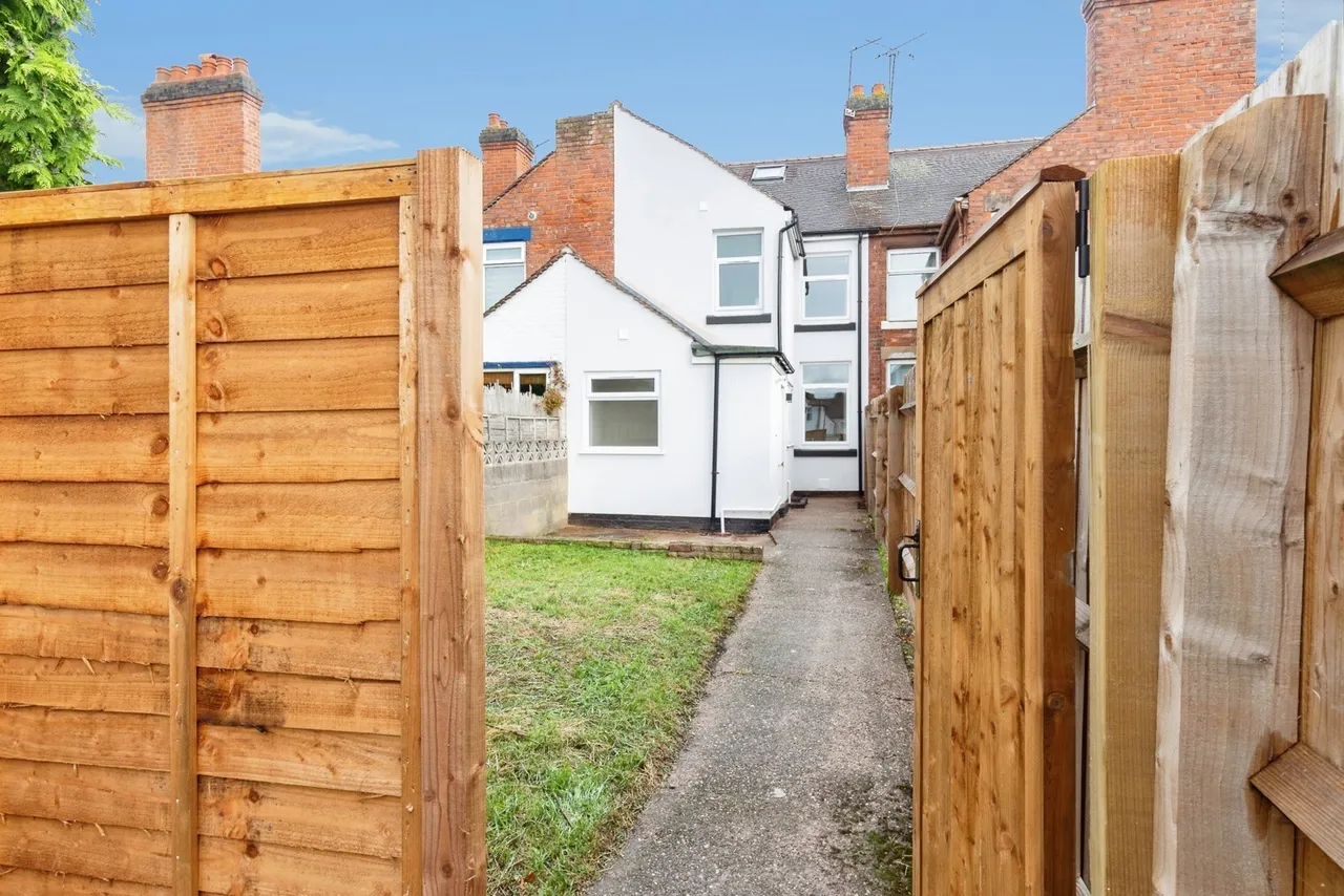 Tixall Road, Stafford, ST16, photo 9