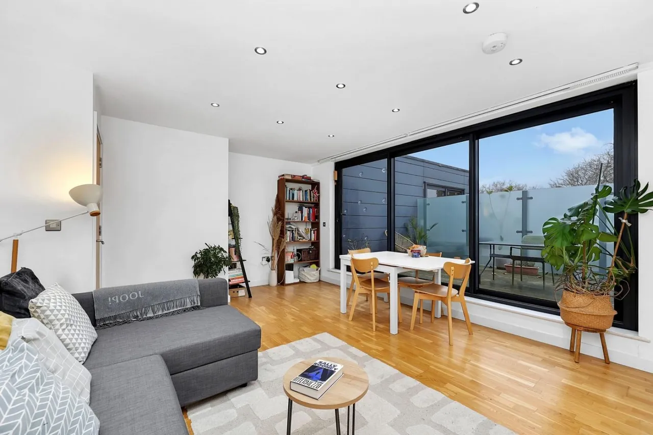 2 bed flat for sale — Hackney Road,Shoreditch, E2