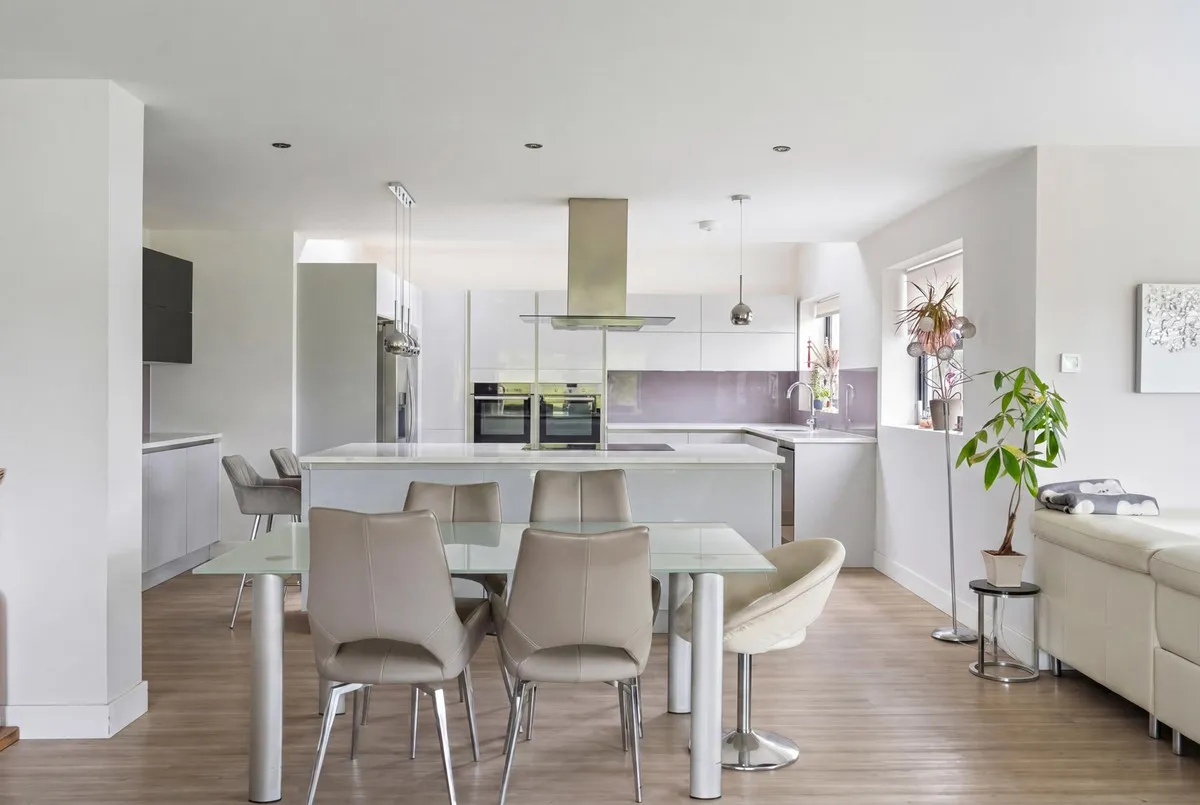 Edgwarebury Lane, Edgware, HA8, photo 9