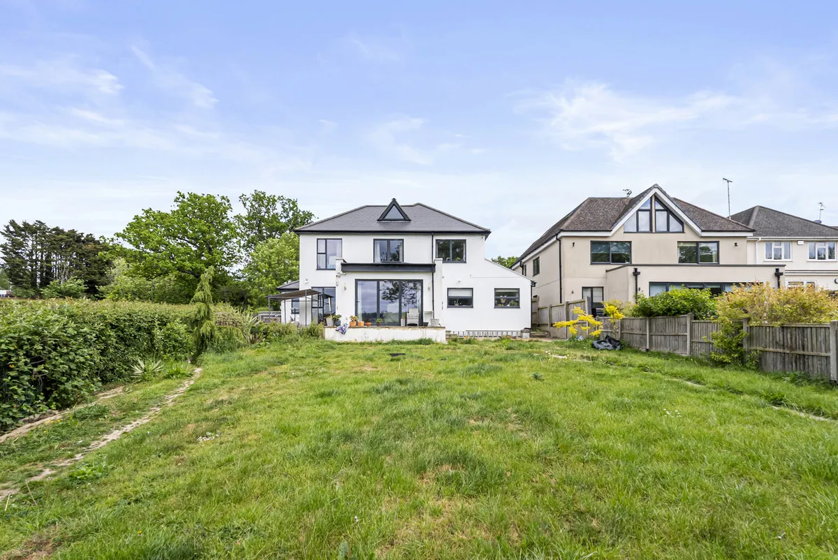 Edgwarebury Lane, Edgware, HA8, photo 19