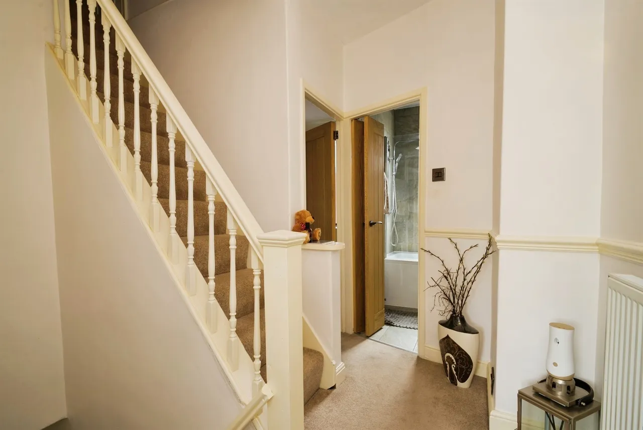 Westville Road, Barnsley, photo 8
