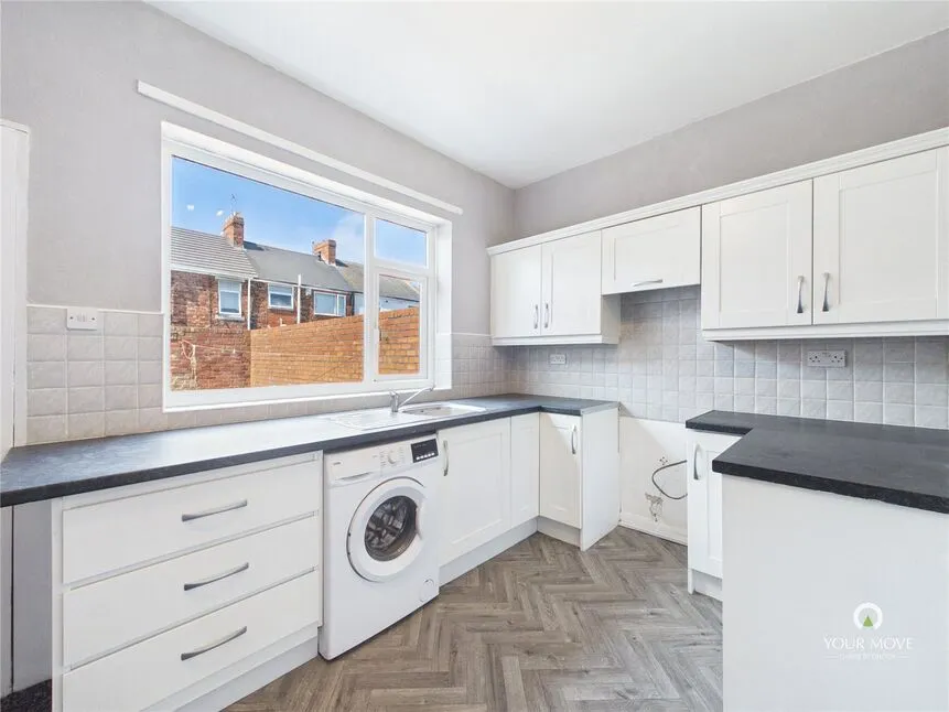 The Avenue, Pelton, DH2, photo 6