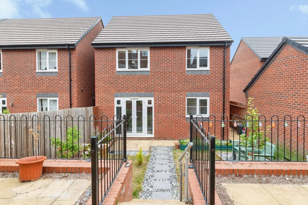 Bolsover Drive, Stafford, ST16, photo 19