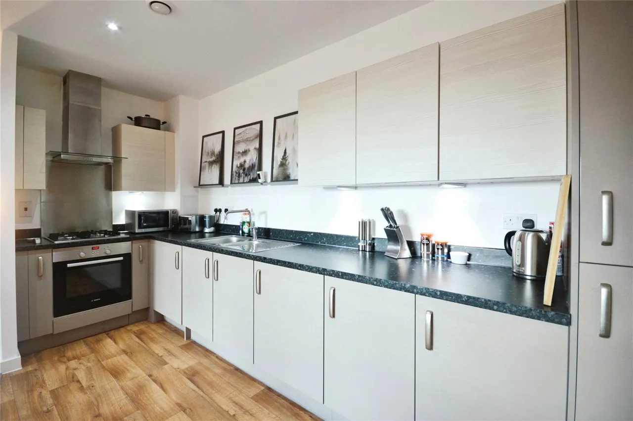 Royal Anglian Way, DAGENHAM, Essex, RM8, photo 4