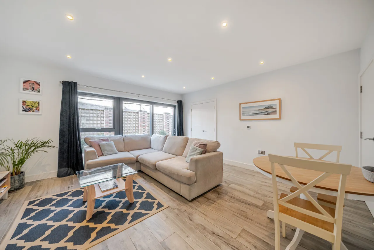 Lingham Street, Stockwell, London, SW9, photo 2