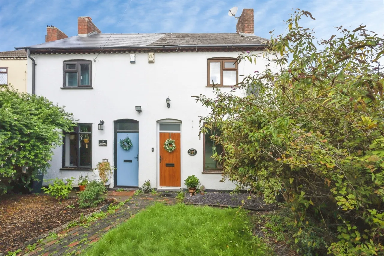 2 bed house for sale, Chawn Hill, Stourbridge, DY9
