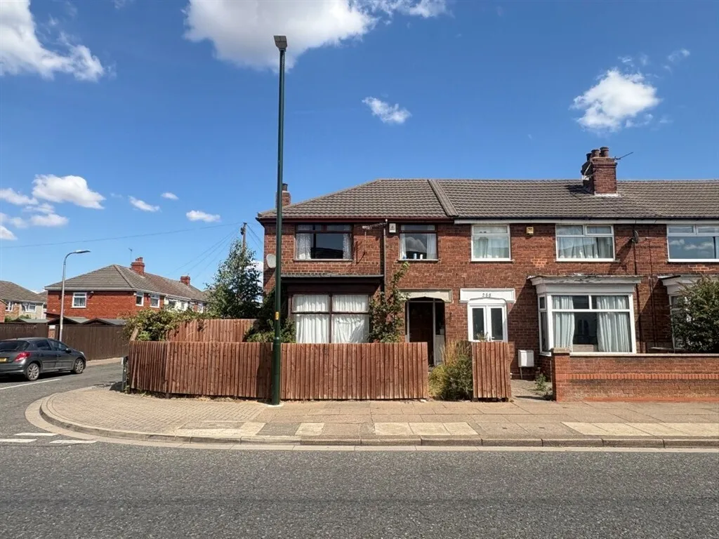 3 bed house for sale — Cromwell Road, GRIMSBY