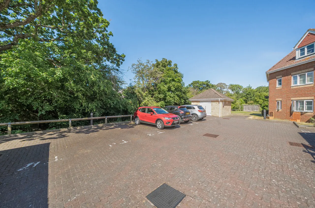 The Tollgate, Fareham, PO16, photo 8