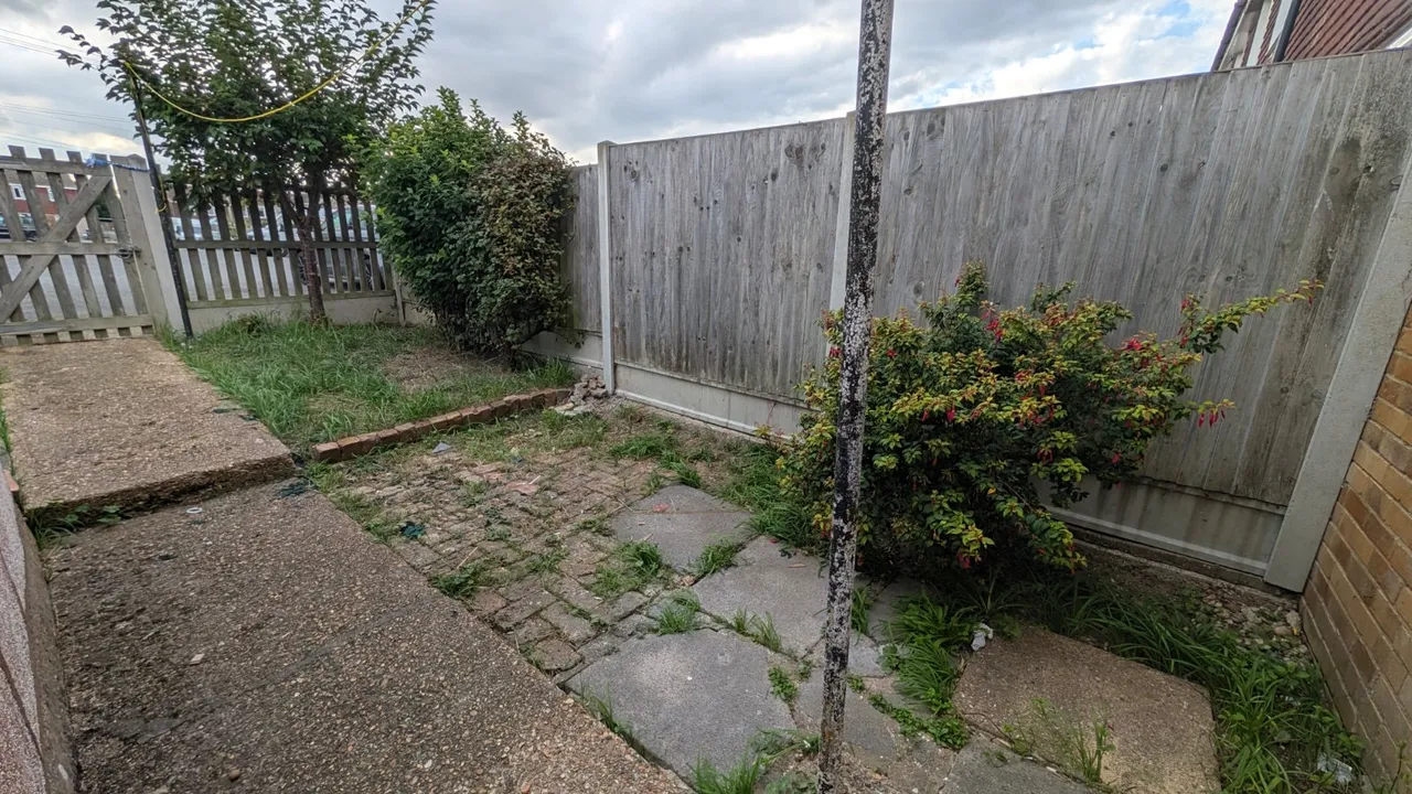 William Pitt Avenue, Deal, CT14, photo 13
