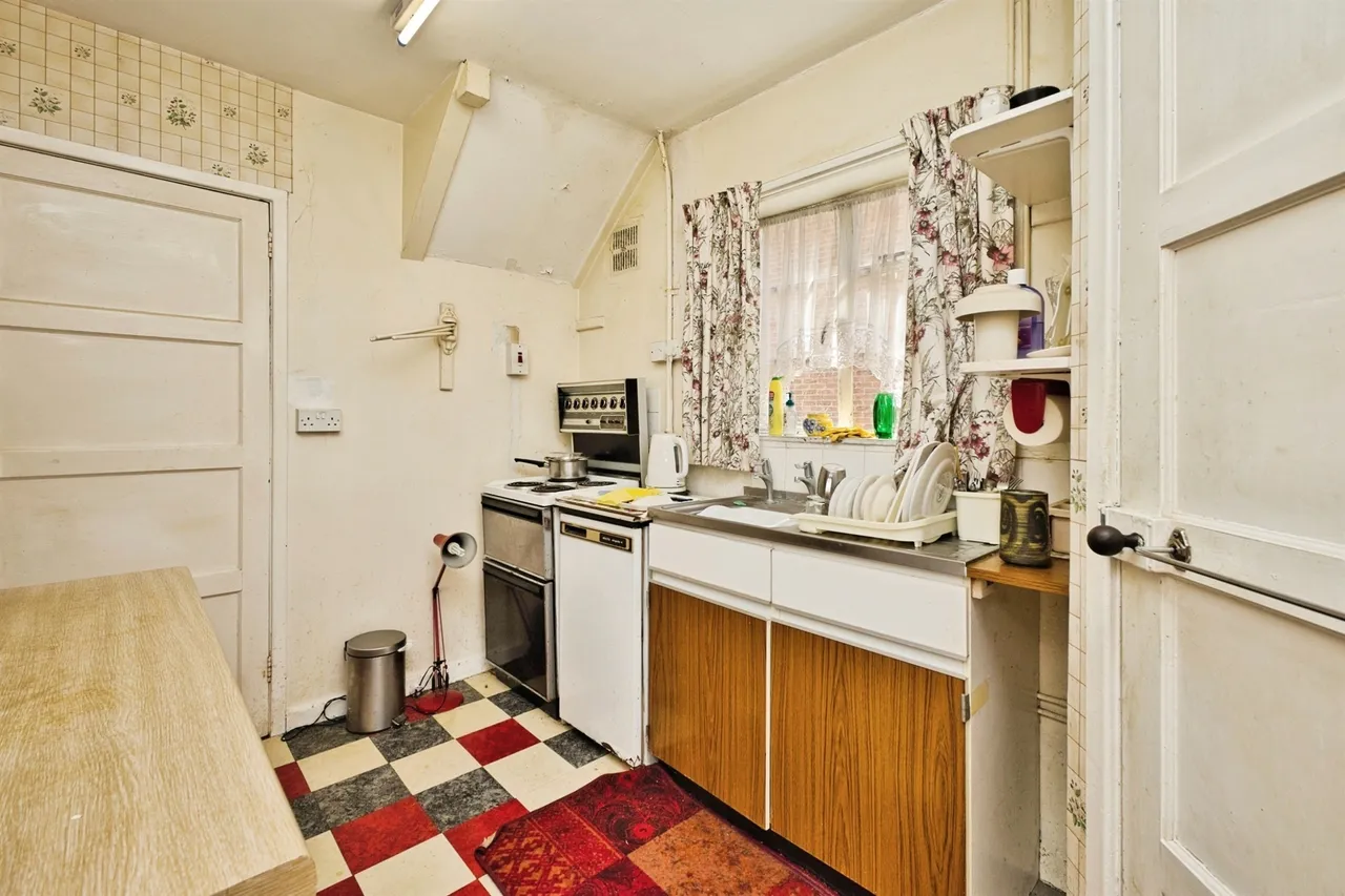 Wingate Avenue, Yeovil, BA21, photo 7