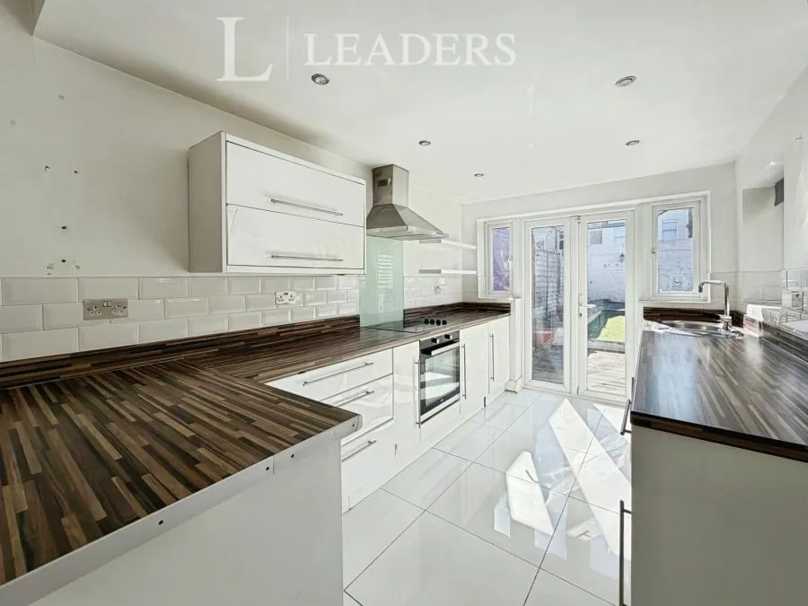 2 bed house for sale, Beaulieu Road, Portsmouth, PO2