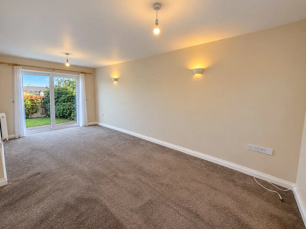Penworth Close, Launceston, PL15, photo 2
