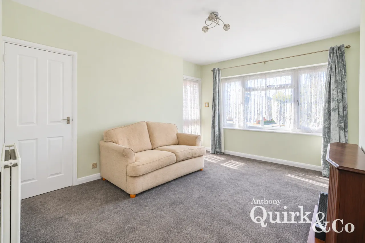 Denham Road, Canvey Island, SS8, photo 4