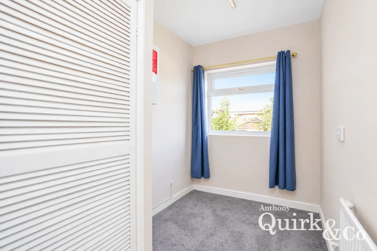 Denham Road, Canvey Island, SS8, photo 8