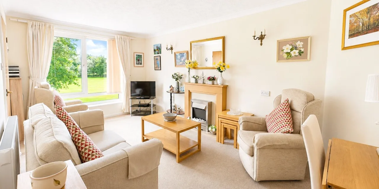 Dale Avenue, Heswall, CH60, photo 2