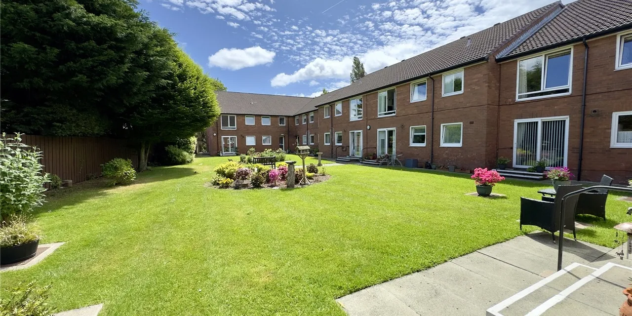 Dale Avenue, Heswall, CH60, photo 13