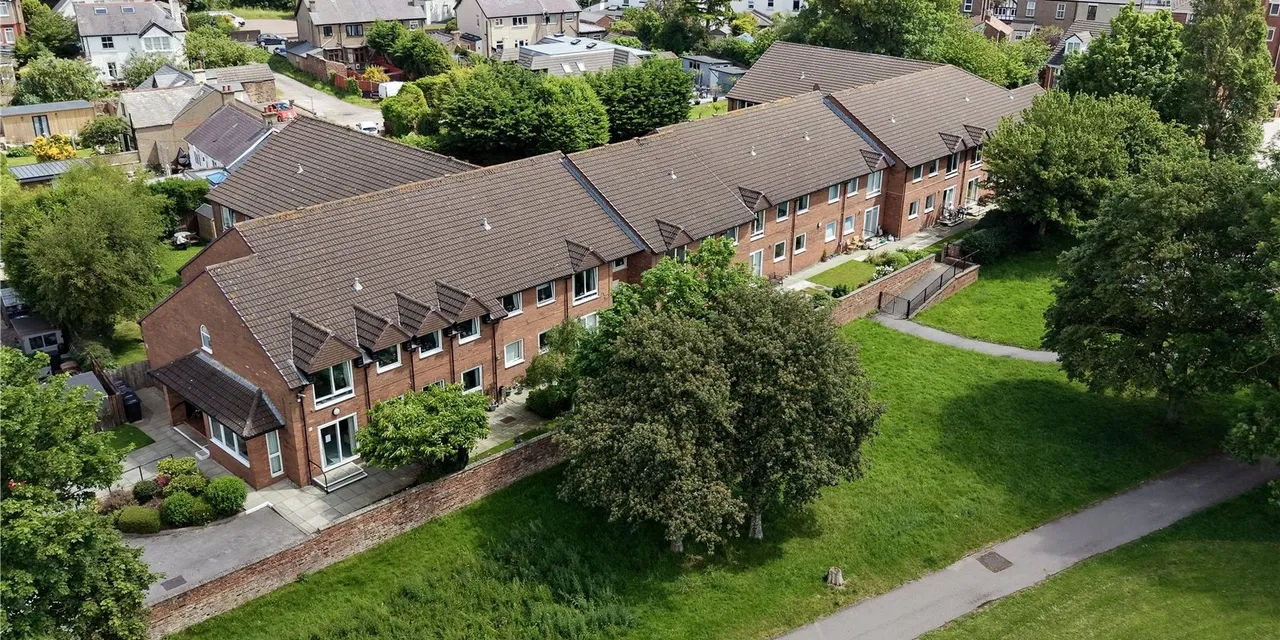 Dale Avenue, Heswall, CH60, photo 11