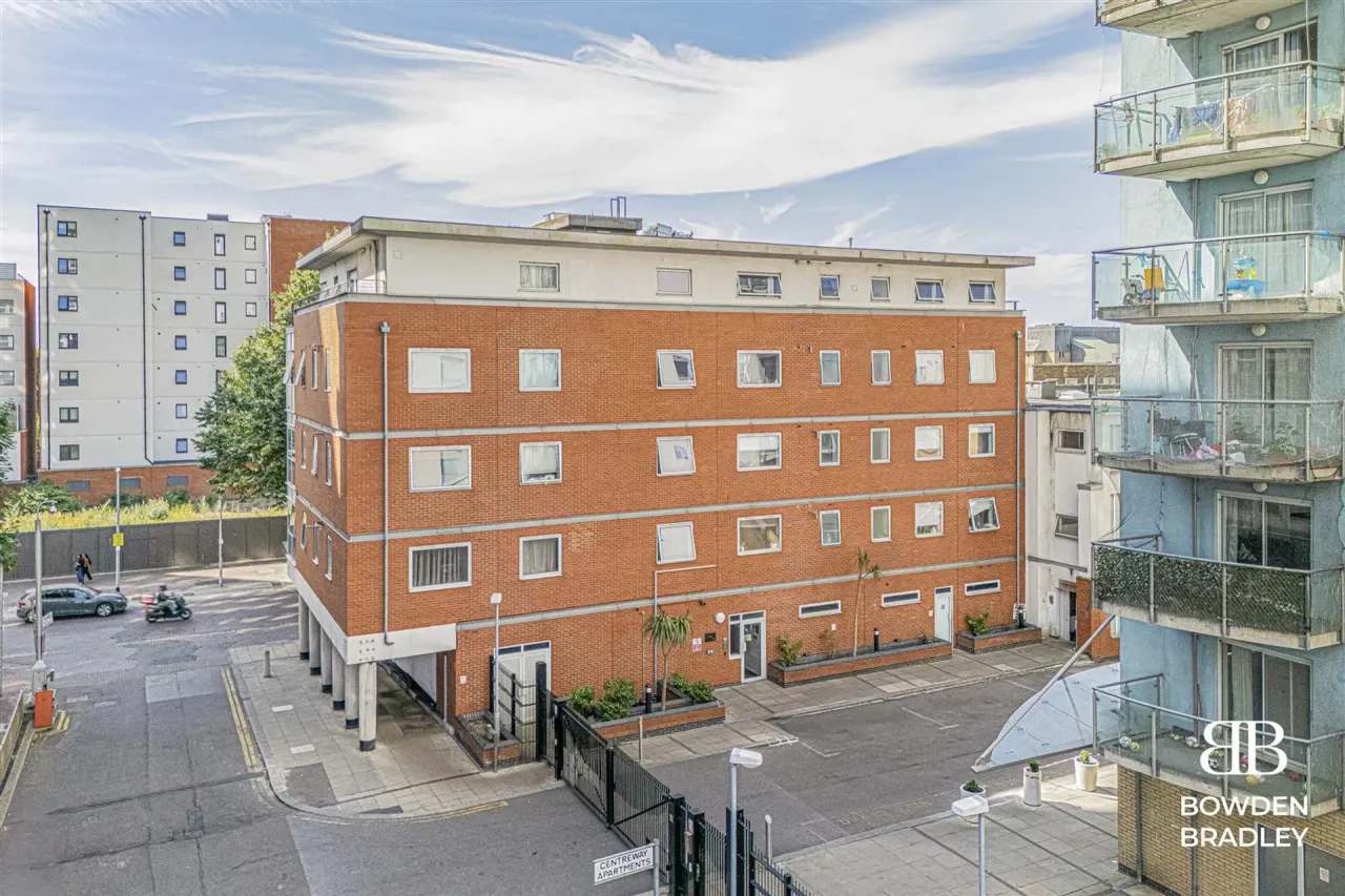 Axon Place, Choice View Centreway Apartments Axon Place, IG1, photo 3