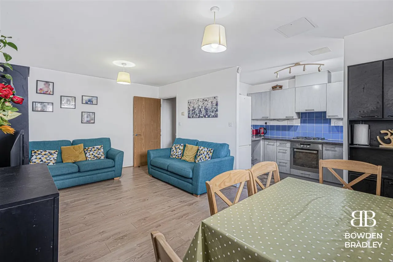 Axon Place, Choice View Centreway Apartments Axon Place, IG1, photo 2