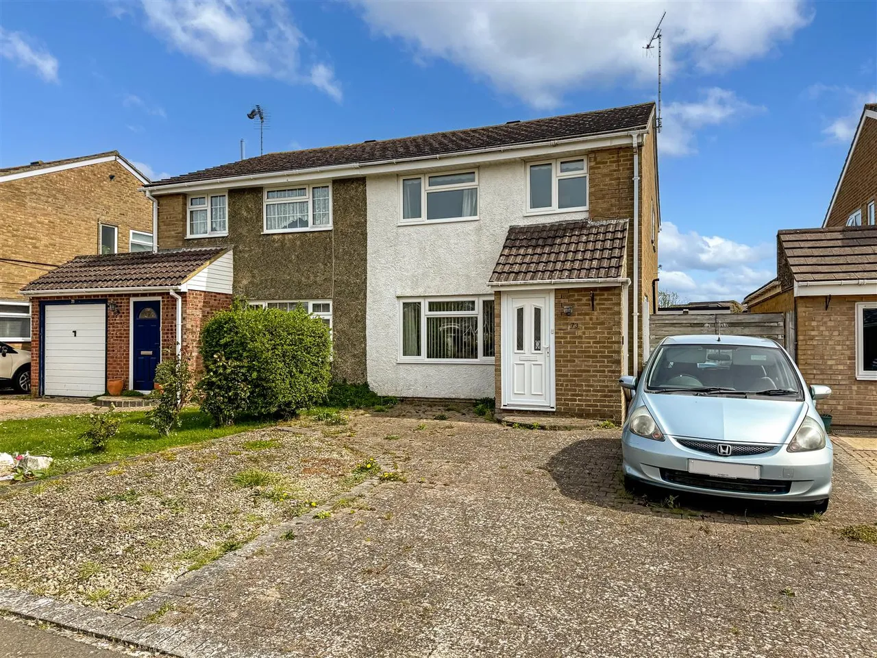 3 bed house for sale, White Horses Way, South Beaumont Park