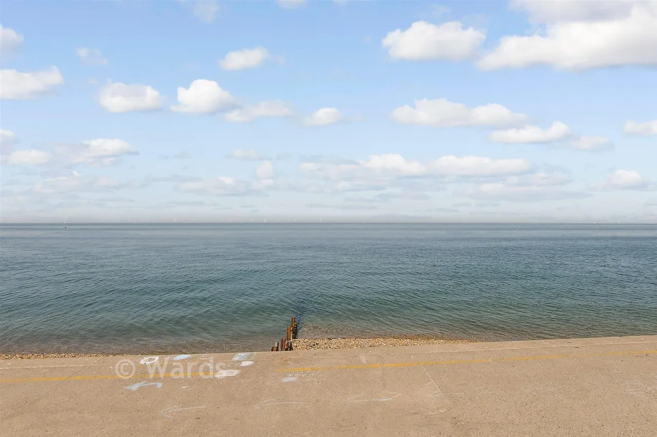 Central Parade, Herne Bay, CT6, photo 11