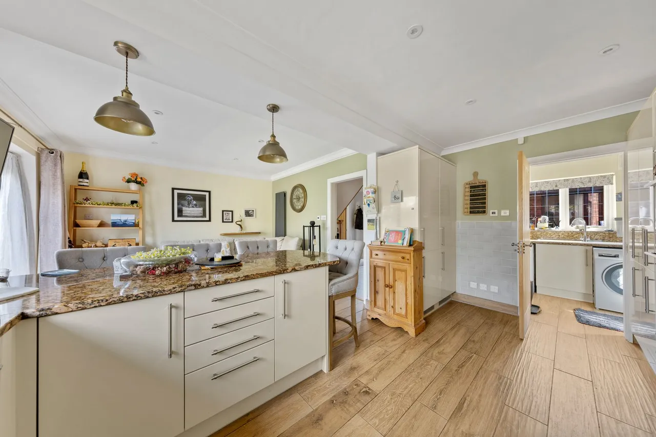 Henley Close, Appleton, Warrington, Warrington, WA4 5LY, photo 3