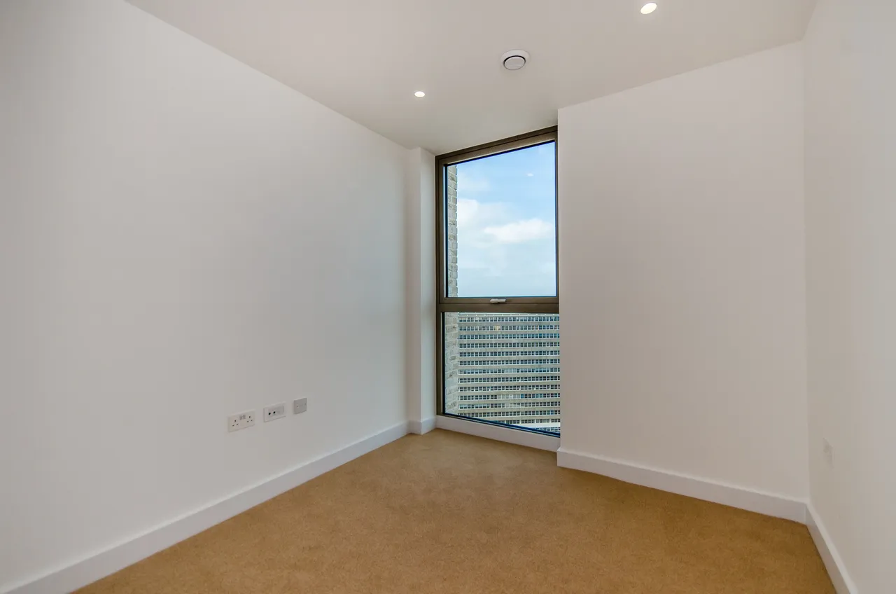 Flat 141, Vita Apartments, 1 Caithness Walk, Croydon, photo 9
