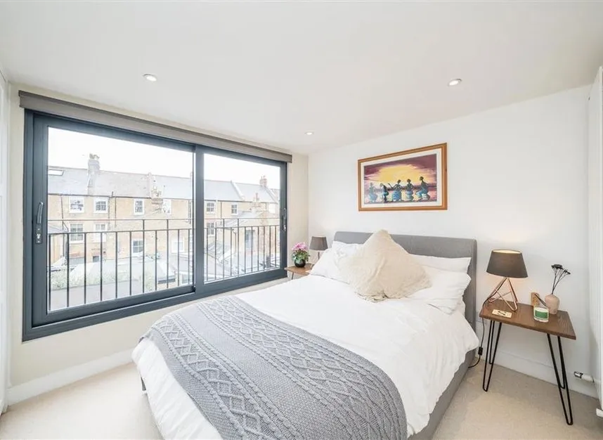 Christchurch Avenue, Teddington, TW11, photo 6