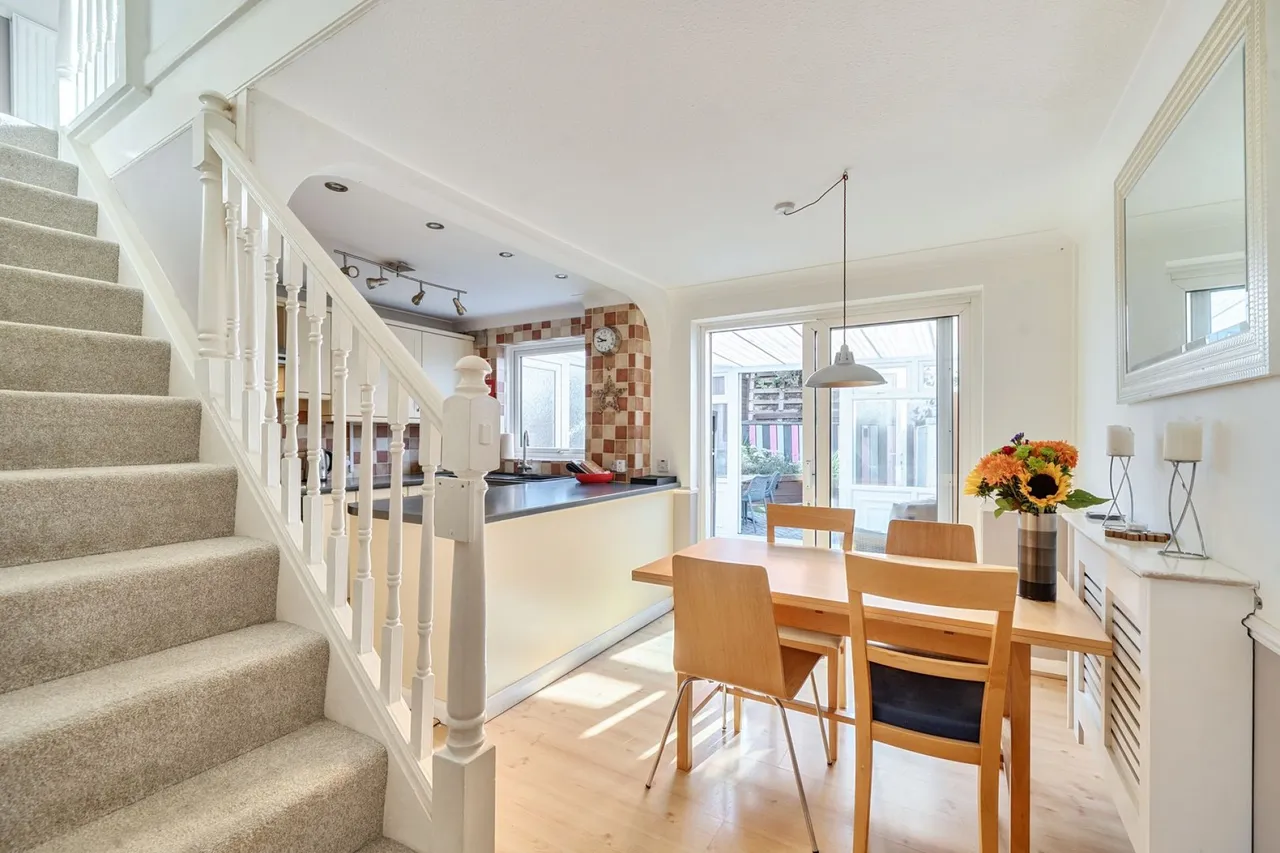 Samber Close, Lymington, SO41, photo 5