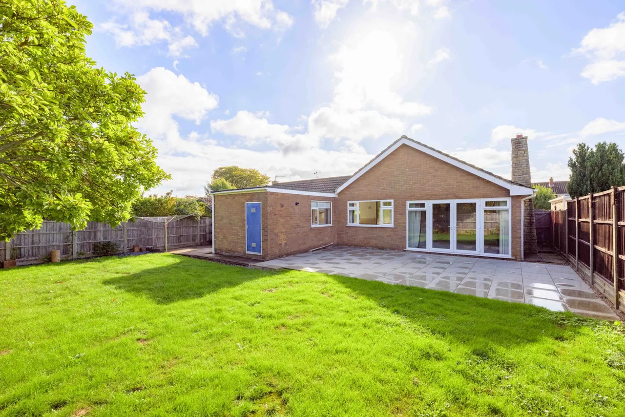 Grange Paddock in Barrowby, Grantham, photo 2