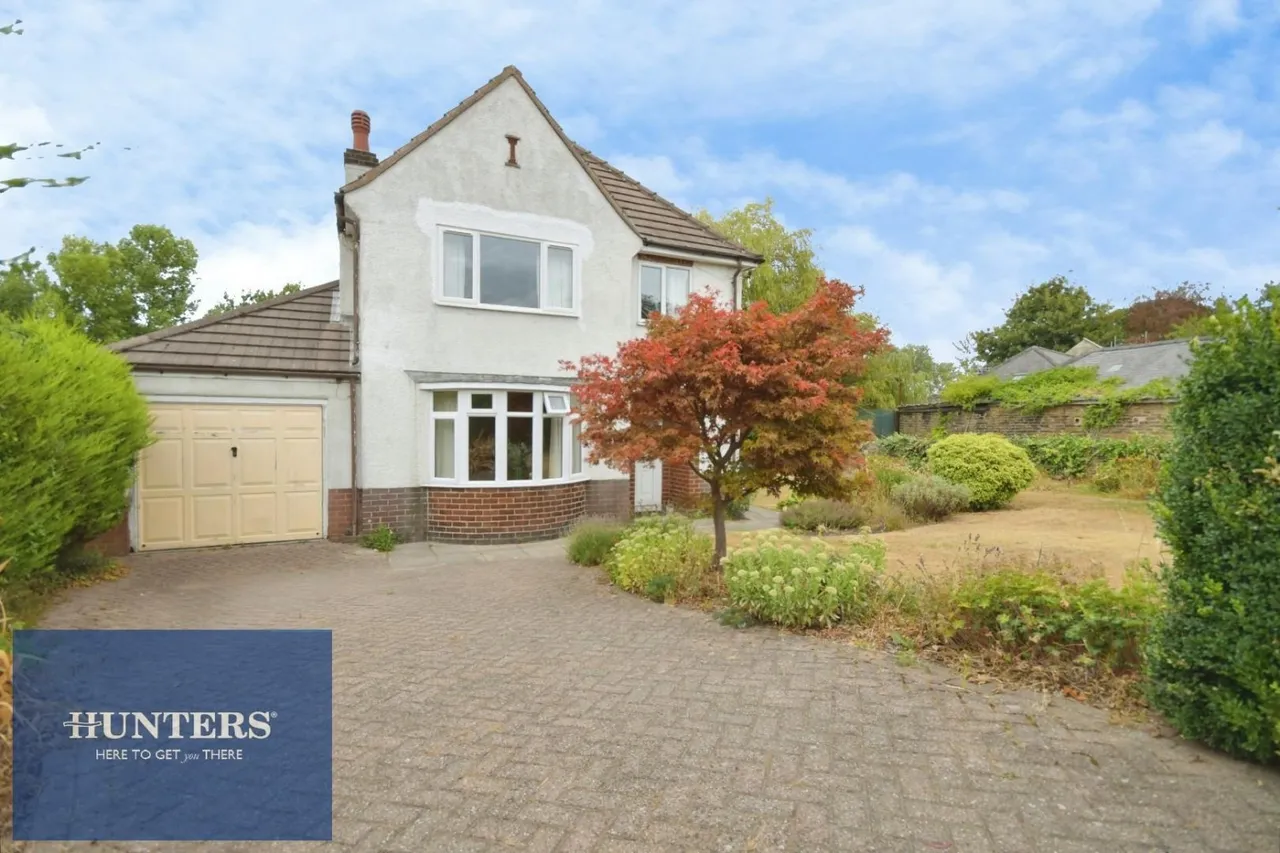 Queen Victoria Road, New Tupton, S42, photo 17