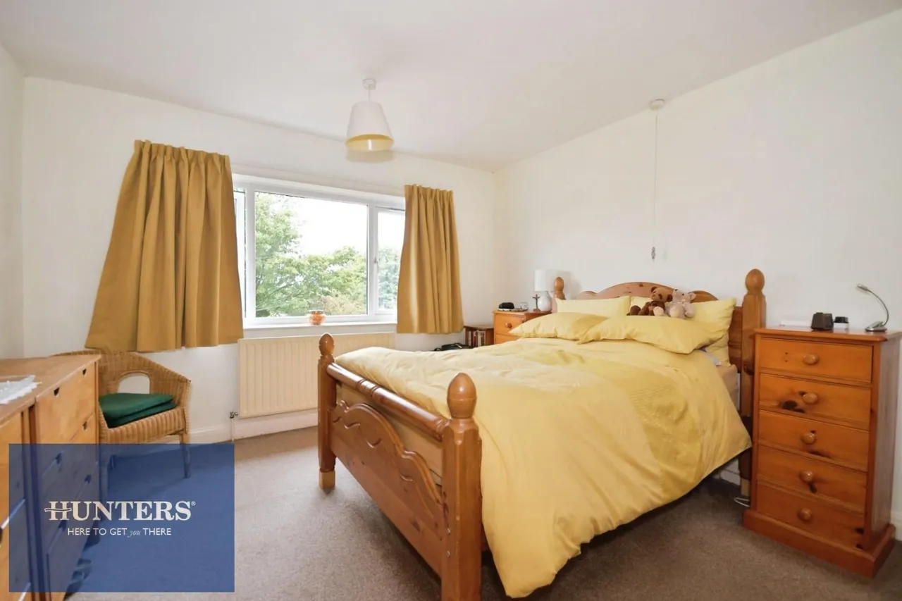 Queen Victoria Road, New Tupton, S42, photo 9