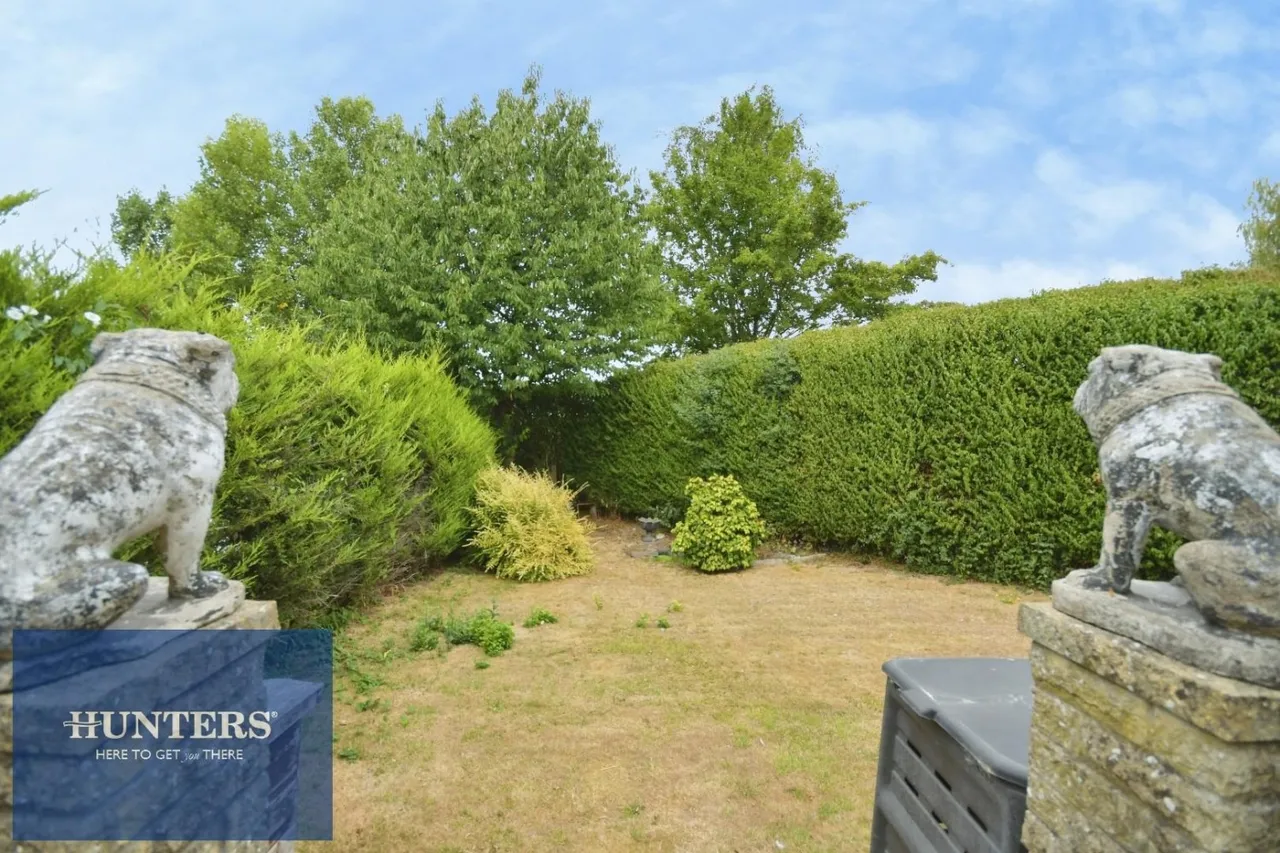 Queen Victoria Road, New Tupton, S42, photo 16