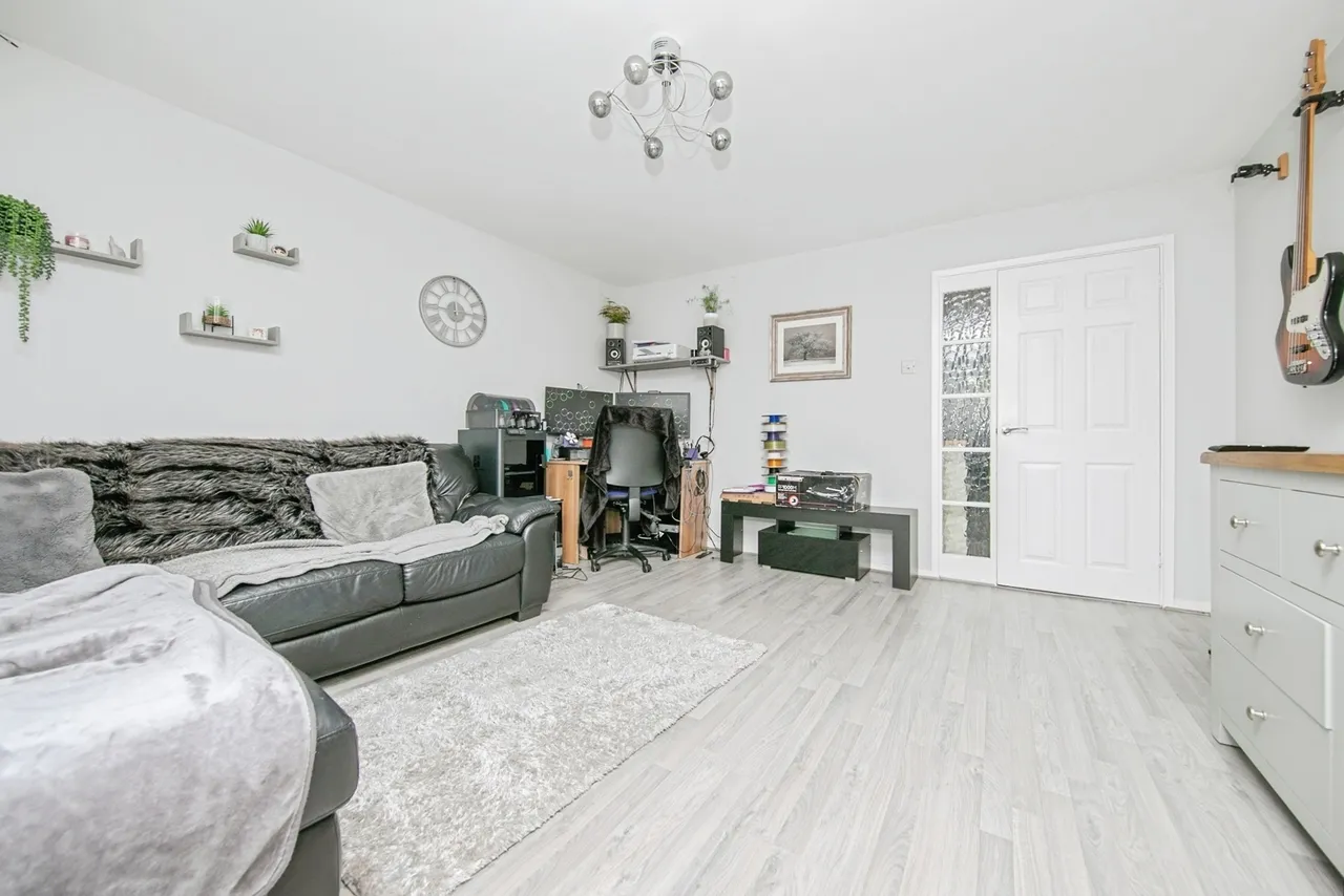 Pearse Way, Purdis Farm, Ipswich, Suffolk, IP3, photo 5