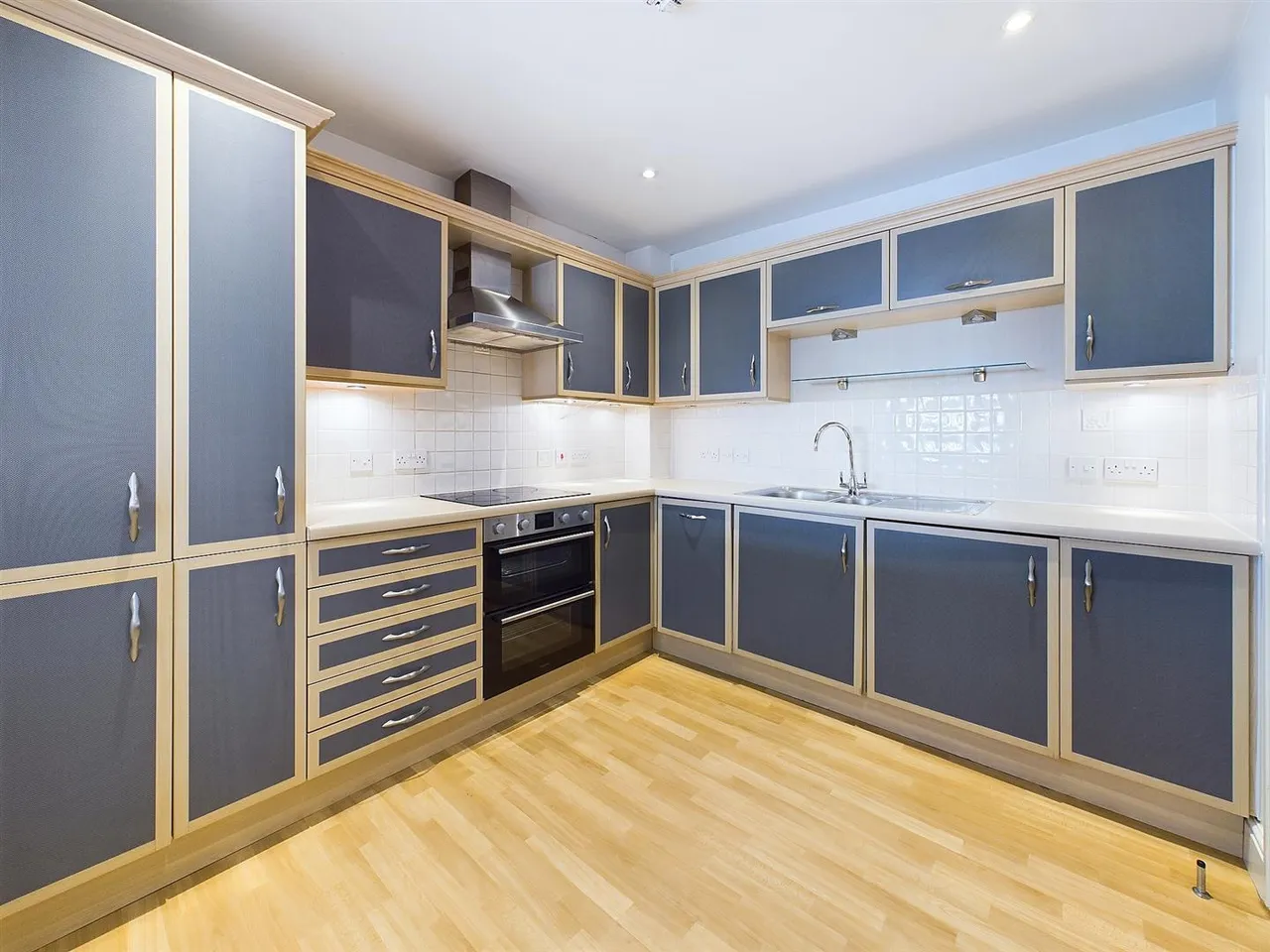 Thomas More, Ickenham Road, Ruislip, Middlesex, HA4 7BA, photo 5