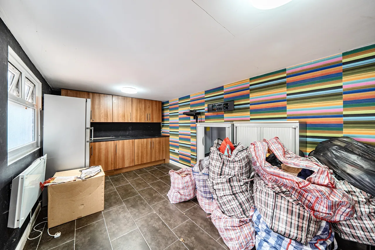 Rochfords Gardens, slough, SL2, photo 8