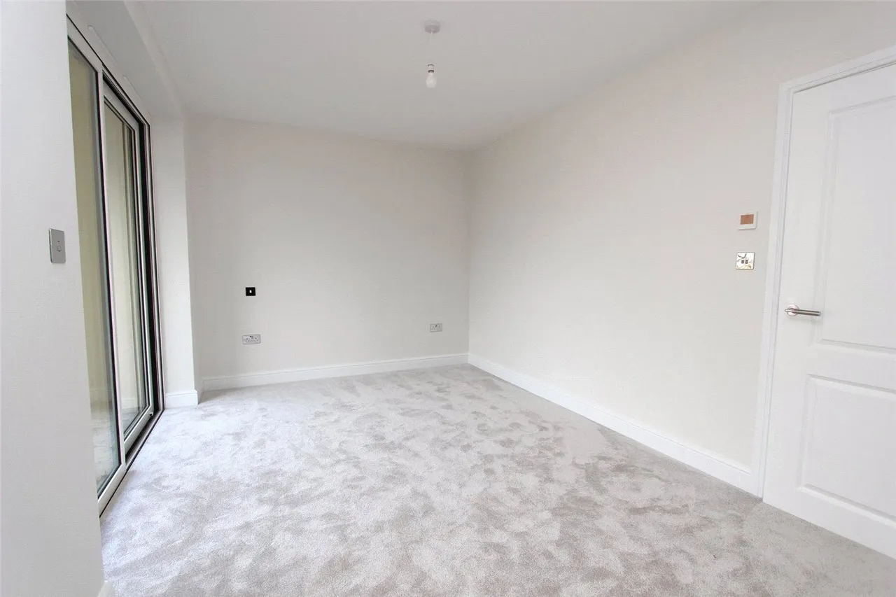 Broadway, Leigh-on-Sea, Essex, SS9, photo 10