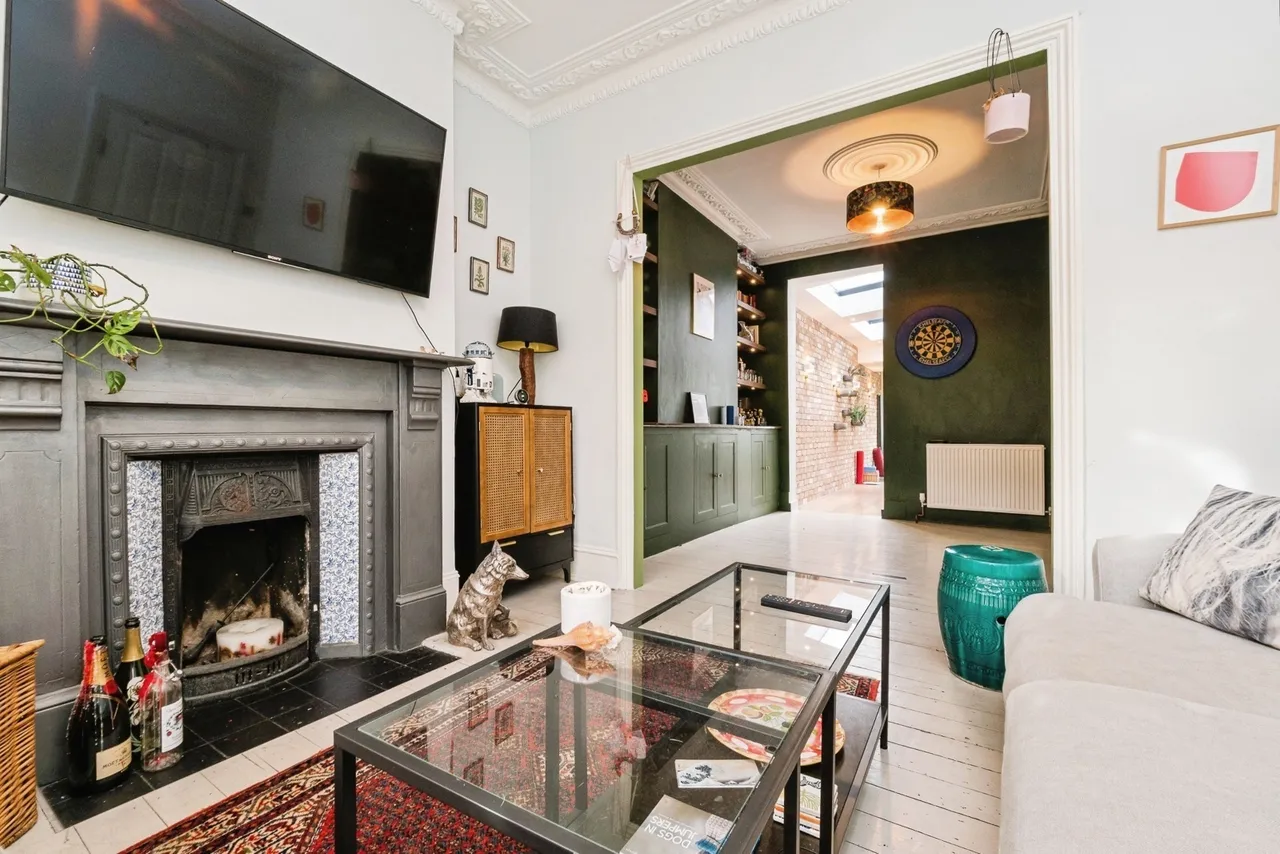 Shakespeare Crescent, Manor Park, London, E12, photo 7