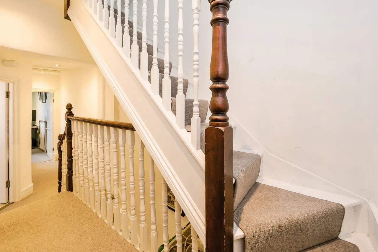 Shakespeare Crescent, Manor Park, London, E12, photo 17