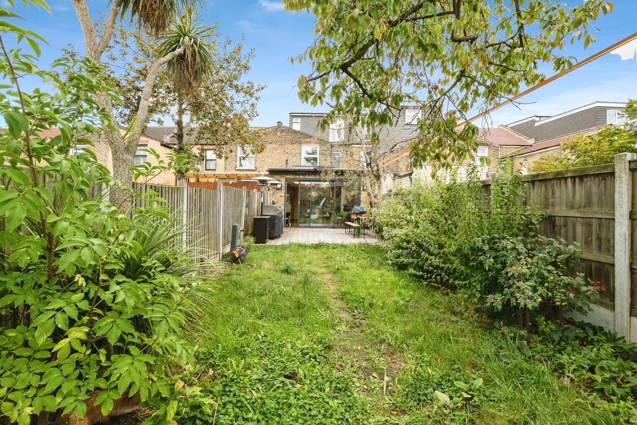 Shakespeare Crescent, Manor Park, London, E12, photo 24