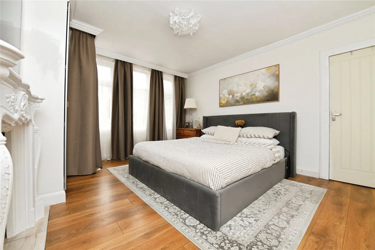 Hildaville Drive, Westcliff -On-Sea, Essex, SS0, photo 12