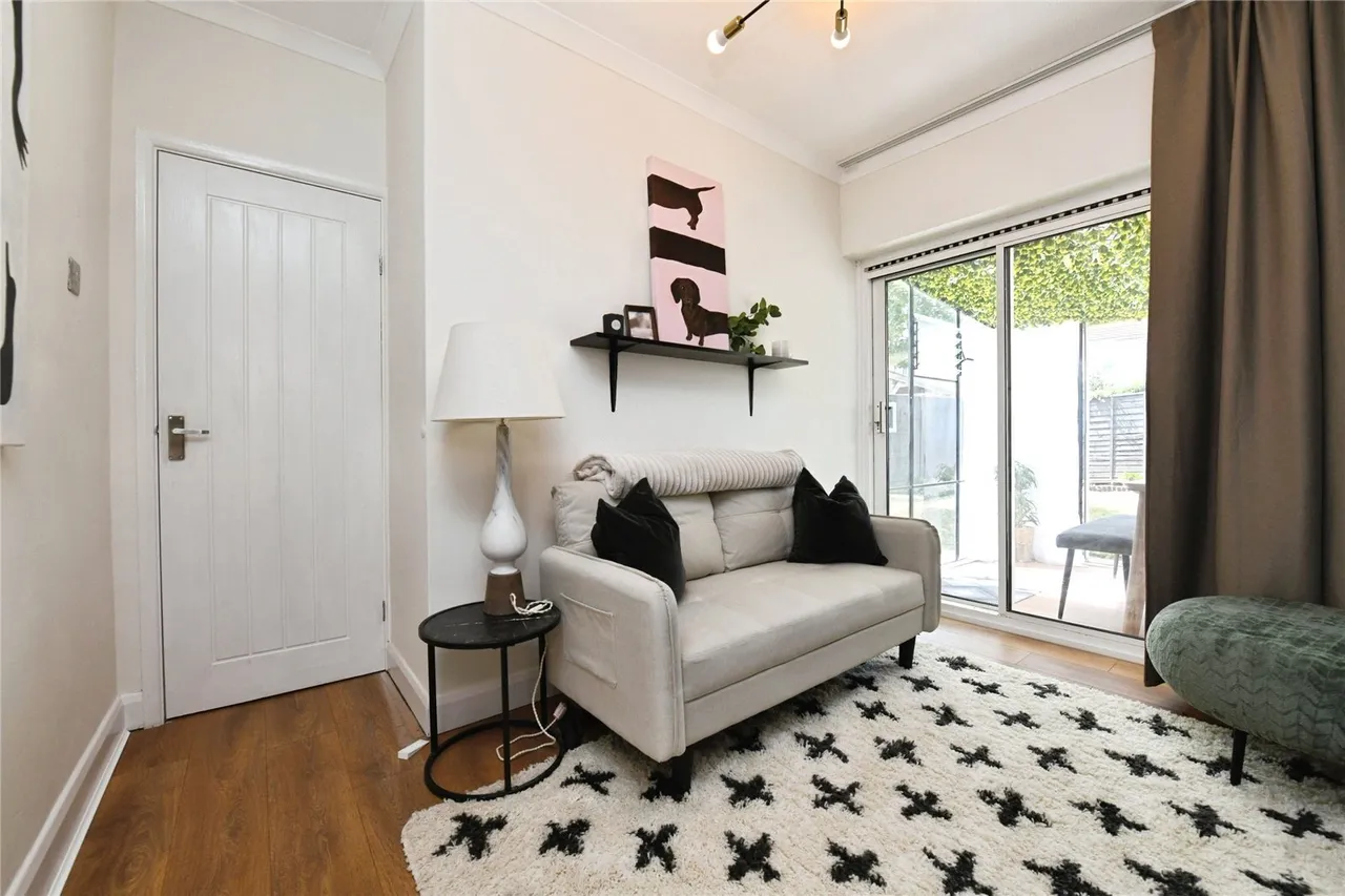 Hildaville Drive, Westcliff -On-Sea, Essex, SS0, photo 8